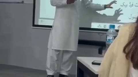 Lahore Teacher Dies of Sudden Heart Attack During Lecture — Viral Video Sparks Vaccine Debate