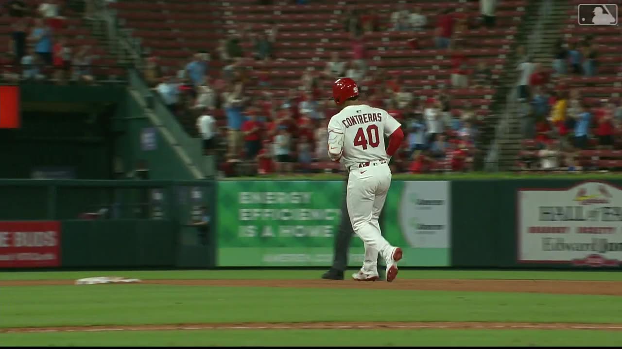 Willson Contreras llegó a la docena de jonrones