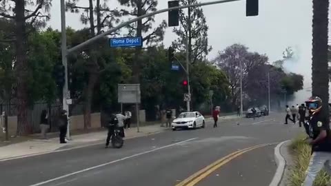 LA Violent Riot: Mosty Peaceful?