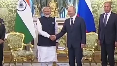 Putin Meets India's Modi at Kremlin