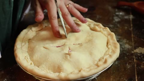 Fried Lamb, Fruit Pie - 18th Century Cooking 1790s Part 1