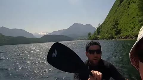 Evelína a kapitán Buřt plují navštíví Mr. Whita.