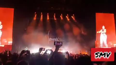 #ShittyMillennialVideos 📱📹🎬 Mudvayne 🌍😈🤘 - Happy? 🤔🌻🌄 @ Discovery Park Sacramento, CA 10/09/2021
