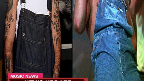 Robbie Williams Reprises Iconic Dungarees Fro