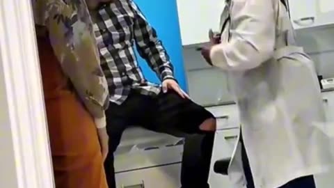 Fake Doctor Crash Out Over Hat
