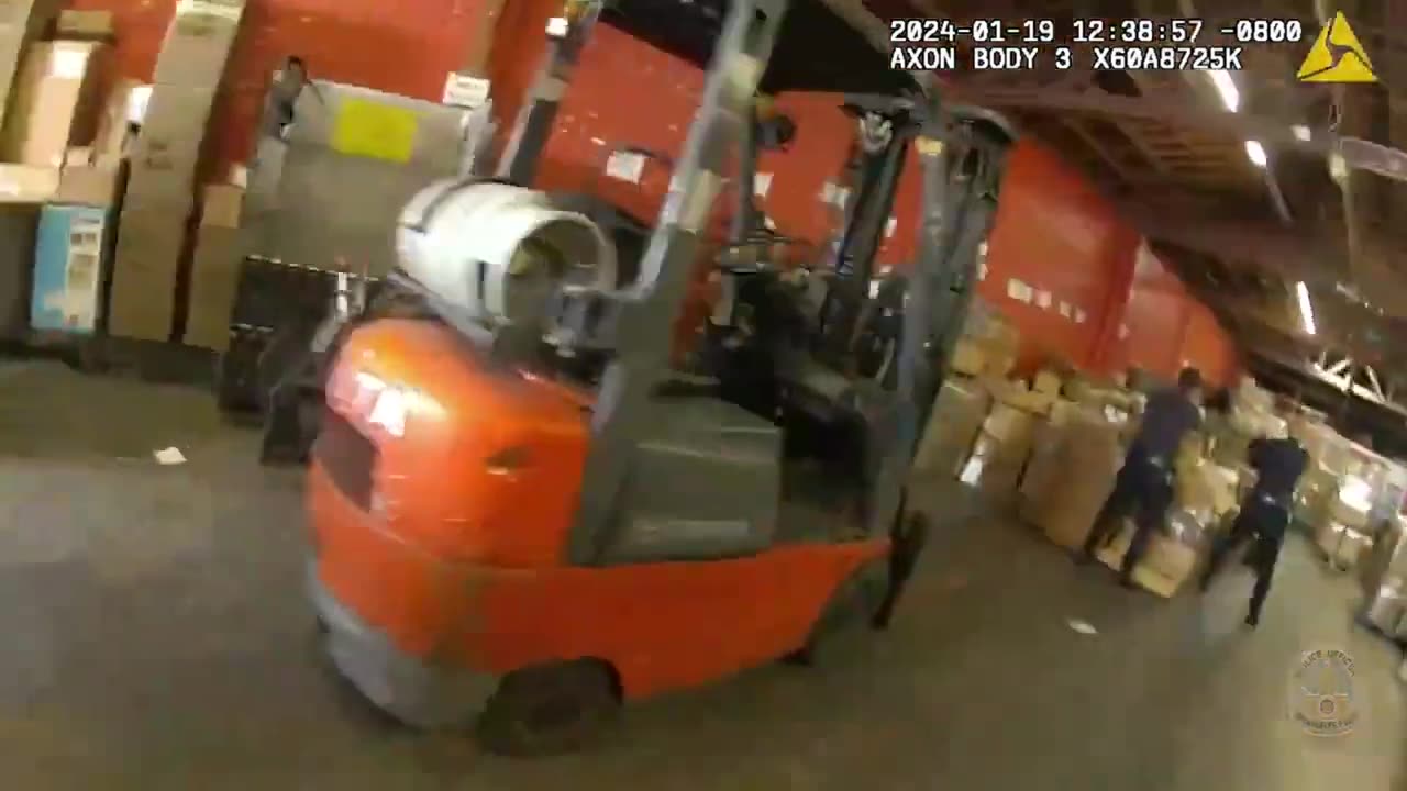 Suspect with Stolen Car and Gun Gets Blasted by LAPD