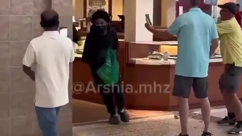 Robbery in Toronto Canada 🇨🇦