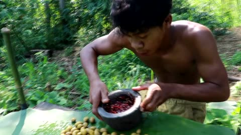 survival in the rainforest -Guava Plant BILIMBI very bitter spicy salt peppers was Eating delicious