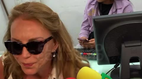 ¡Laura Flores DESMIENTE Boda! "Mis Bienes Son Para Mis Hijos" y Habla de su Bloqueo