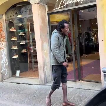 Milan is third world.