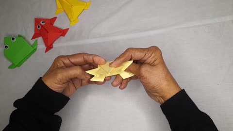 How to Make a Frog Origami (Version 2) | Easy Paper Frog Tutorial