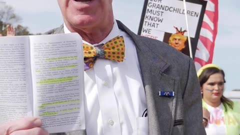 Bill Nye the Science Guy at No Kings: Read the Constitution!