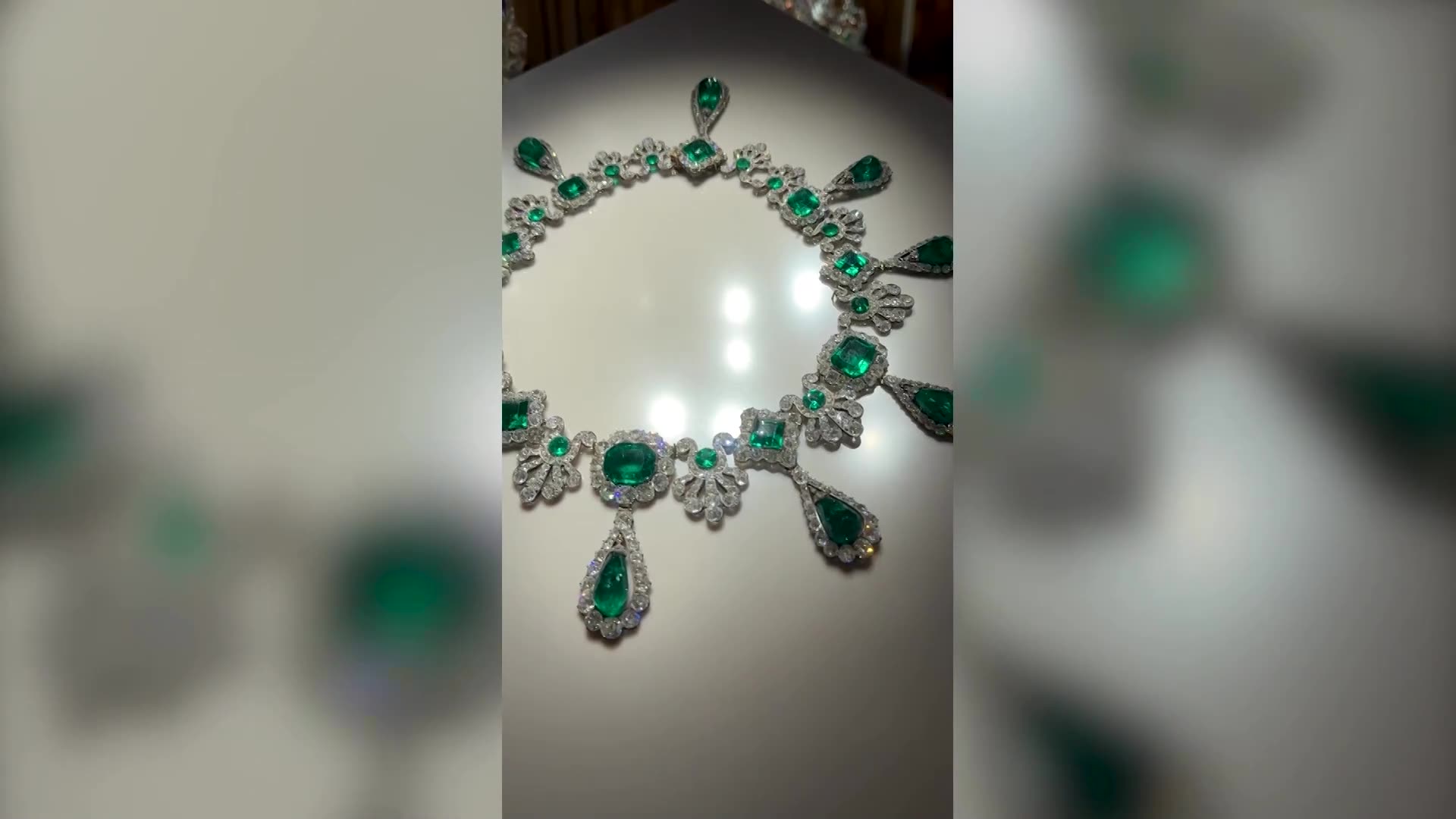 What thieves took in Louvre crown jewel heist