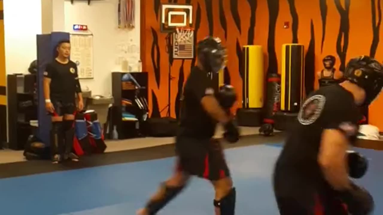 Kickboxing Sparring