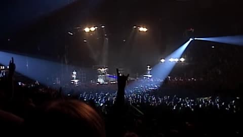 How You Remind Me - Nickelback (live)