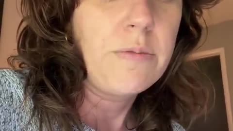 This woman cut off contact with her parents cuz they voted for Trump and it’s somehow Trump’s fault.