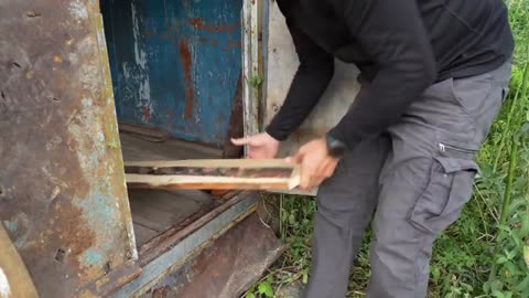 Into the Wild Shelter Build | Fixing an Abandoned Trailer for Survival. Part