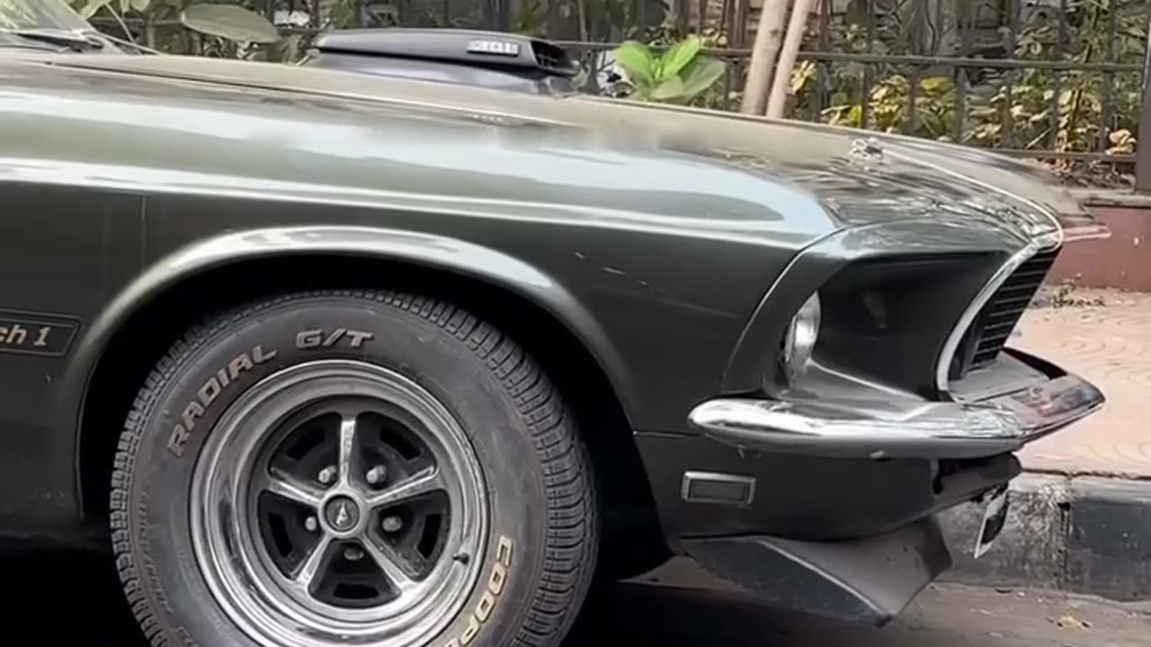 Old super car