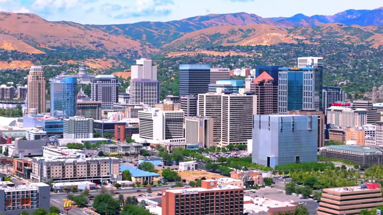 Peaceful Jazzy House Dreams