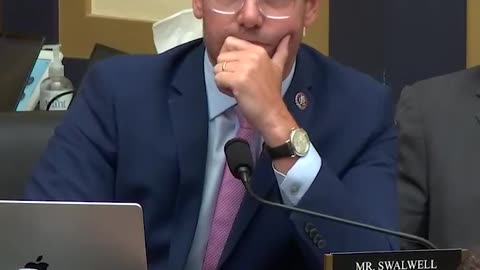 Swalwell Demands Patel Recuse Himself from Investigations of People in Book — ‘Including Myself'