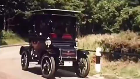 The World's first solar-powered car