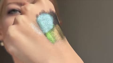 Black Smokey Eye Tutorial (3 Techniques) P20