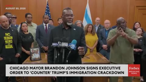Chicago Mayor Johnson Claims Trump's 'Ultimate Desire' Is To 'Break Our City' Amid Nat Guard Threats