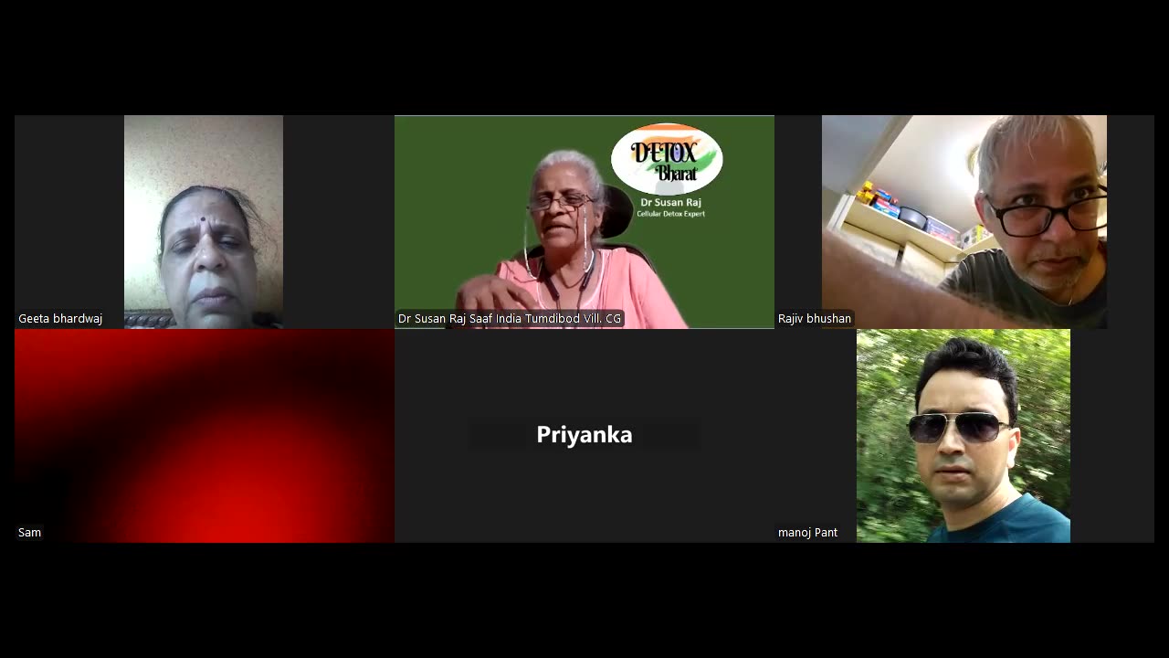 Geeta Bharadwaj with Dr Susan in Daily group consultation