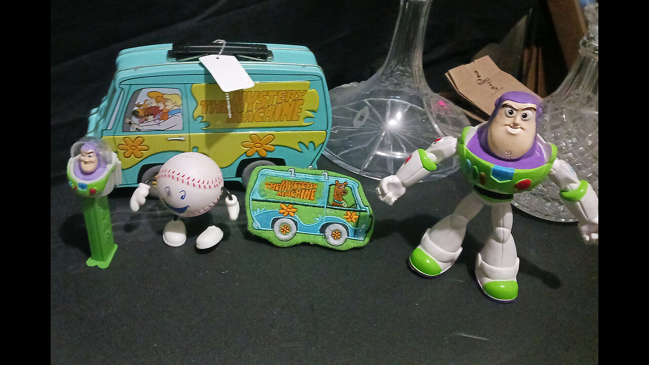 What the hell did Dirk Find March 30 2025 #antiquemall #goodwill #thriftstore #garagesales