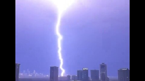 ⚡Everything #Georgia - #Lightning #video in #Atlanta from tonight's #storm 🙀