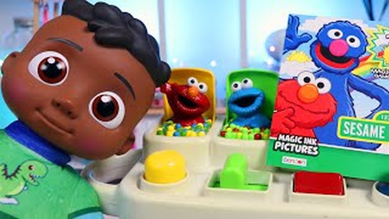 Learning with Sesame Street Pop Up Pals!