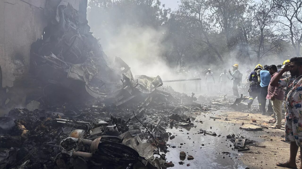 Video shows Air India plane crash | AJ #shorts