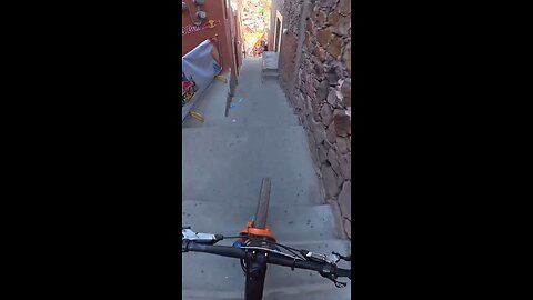Wild cycling stunts lap !!!