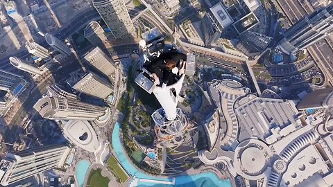 MR BEAST ON THE TOP OF BURJ KHALIFA😱 | 2700 FEET | 160 FLOORS @MrBeast