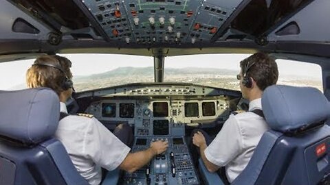 Flat Earth: Interview with a Commercial Airline Pilot will BLOW YOUR MIND