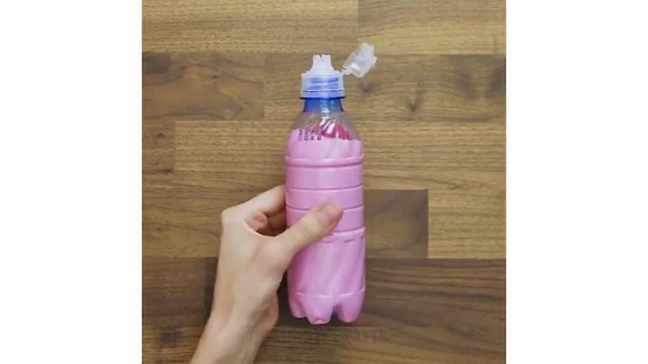 23 GENIUS WAYS TO REUSE PLASTIC BOTTLES