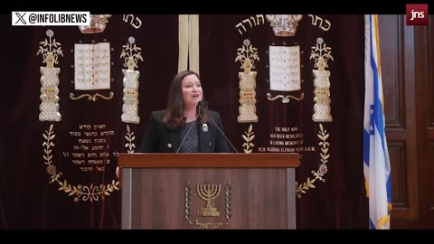 Sen. Ashley Moody proudly tells Chabad synagogue in Miami how as Florida AG she and Ron DeSantis' cabinet flew to Israel to hold a cabinet meeting in Jerusalem.