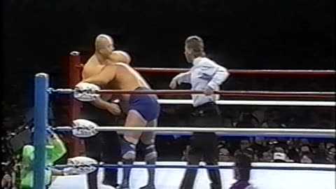 (1991.03.30) Kendo Nagasaki vs Hacksaw Jim Duggan - WWF/SWS WrestleFest
