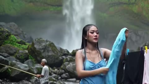 Women wosh rain day🥶🥶🥶