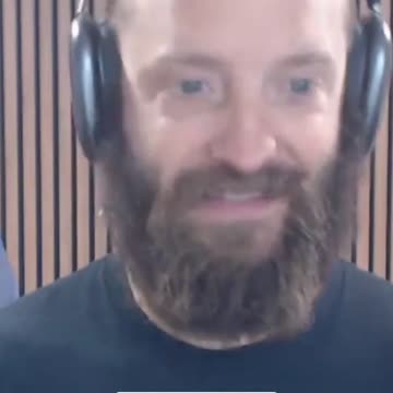 Is Medicare Really Dying? Warren Buffett Says Otherwise