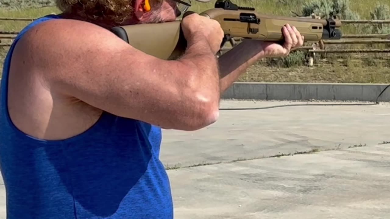 Tim demos the Beretta 1301 tactical shotgun