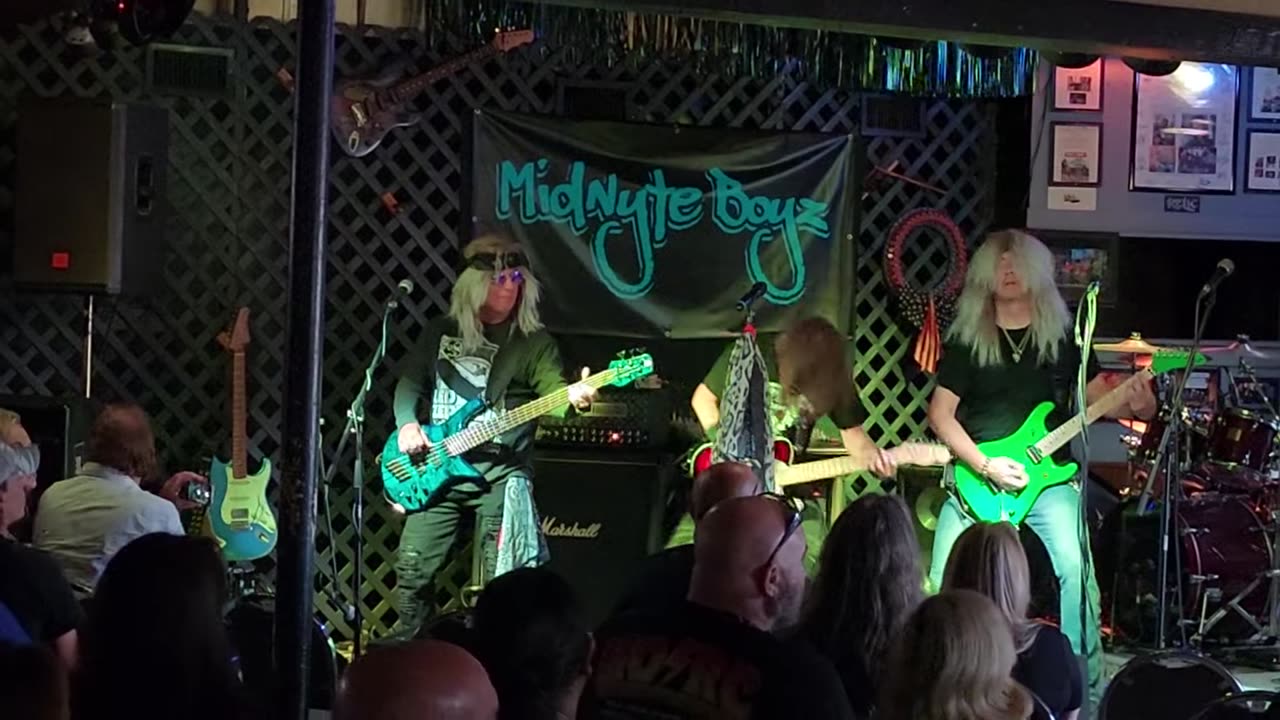Midnyte Boyz ( live)
