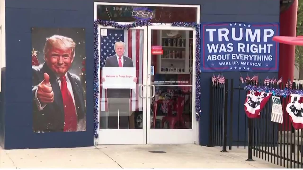 Customs arrested the owner of Trump's burger restaurant in Houston and is now facing deportation. 🤨