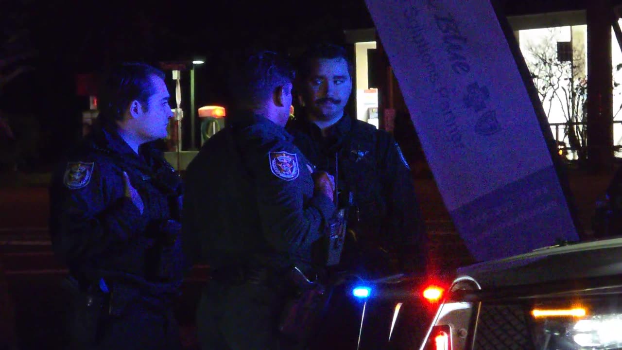 SEARCHING FOR 1 GOOD COP