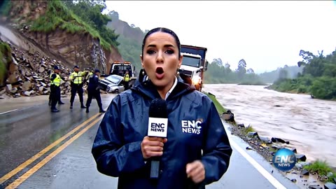 si como savia q ese camión iva a caer jaja