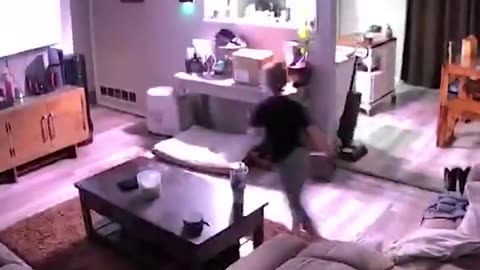 A 6.0-magnitude earthquake rattled an Alaska family on Thanksgiving morning,