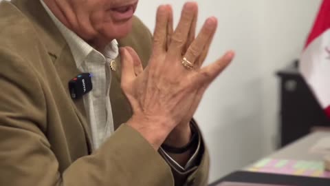 Roberto Chiabra - Estamos grandes como disfrazarnos de progresistas por unos cuantos votos