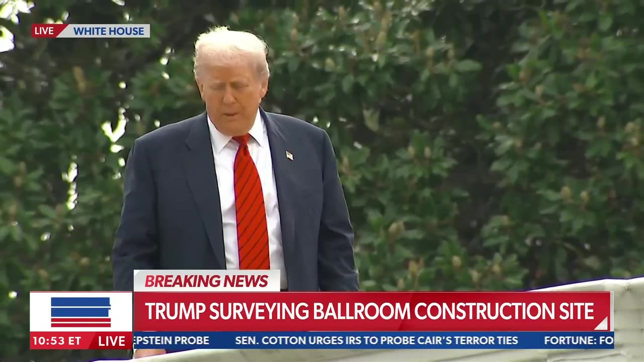 Trump yells down from White House roof in bizarre impromptu press conference