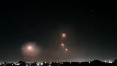 🇮🇷🇵🇸 Palestinians are enjoying the Iranian missile attack