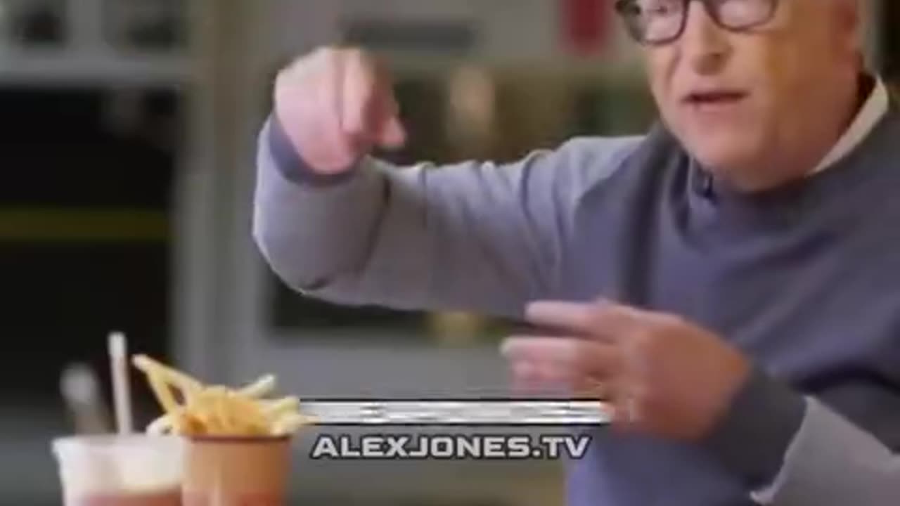 “世界揭露14_15”美國當紅節目InForWars創辦人Alex Jones 公開指出，比爾 蓋茲這個邪惡的精神病惡魔犯下的重罪，包括將生物武器放入所謂的疫苗中；武器化小兒麻痺活疫苗造成數百萬人死亡